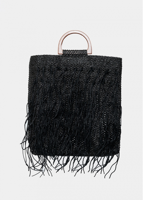 straw bag with fringes in black