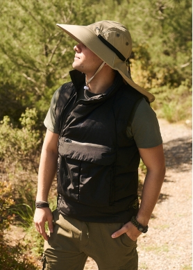 Beige active hat with neck protector 