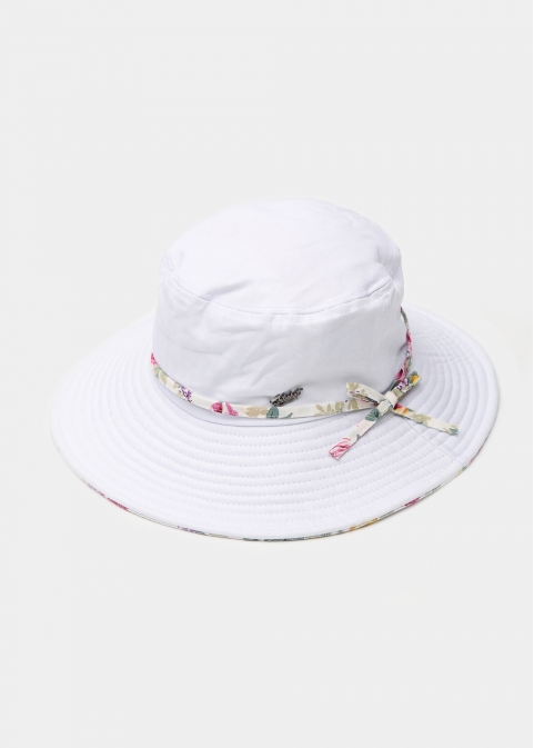 White Bucket Hat 