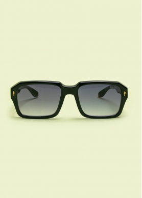 "Leon" Black Tortoise