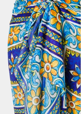 Blue Pareo w/ Big Tiles Pattern