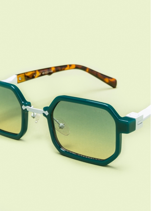 "Autheia" Green