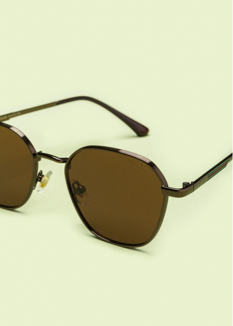 "Aura" Brown