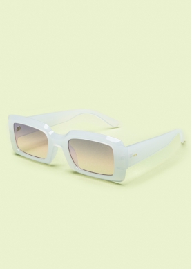 "Pandora" White