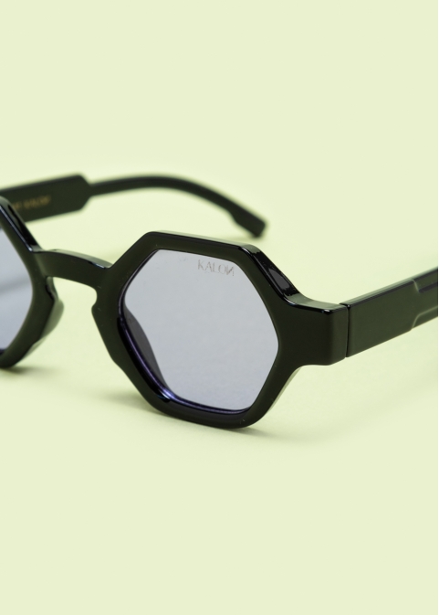 "Astraeus" Black/Purple