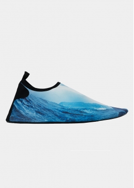 Men, waves and fin in blue