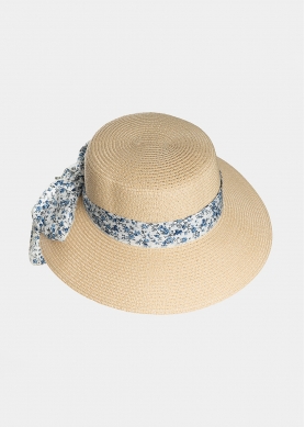 Beige hat with blue foulard