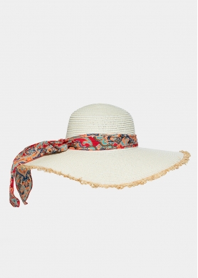 Ecru hat with paisley foulard 