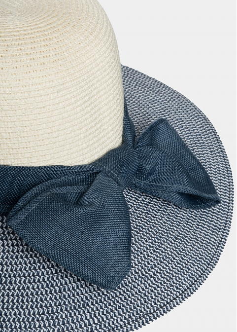 Beige & blue hat with blue ribbon