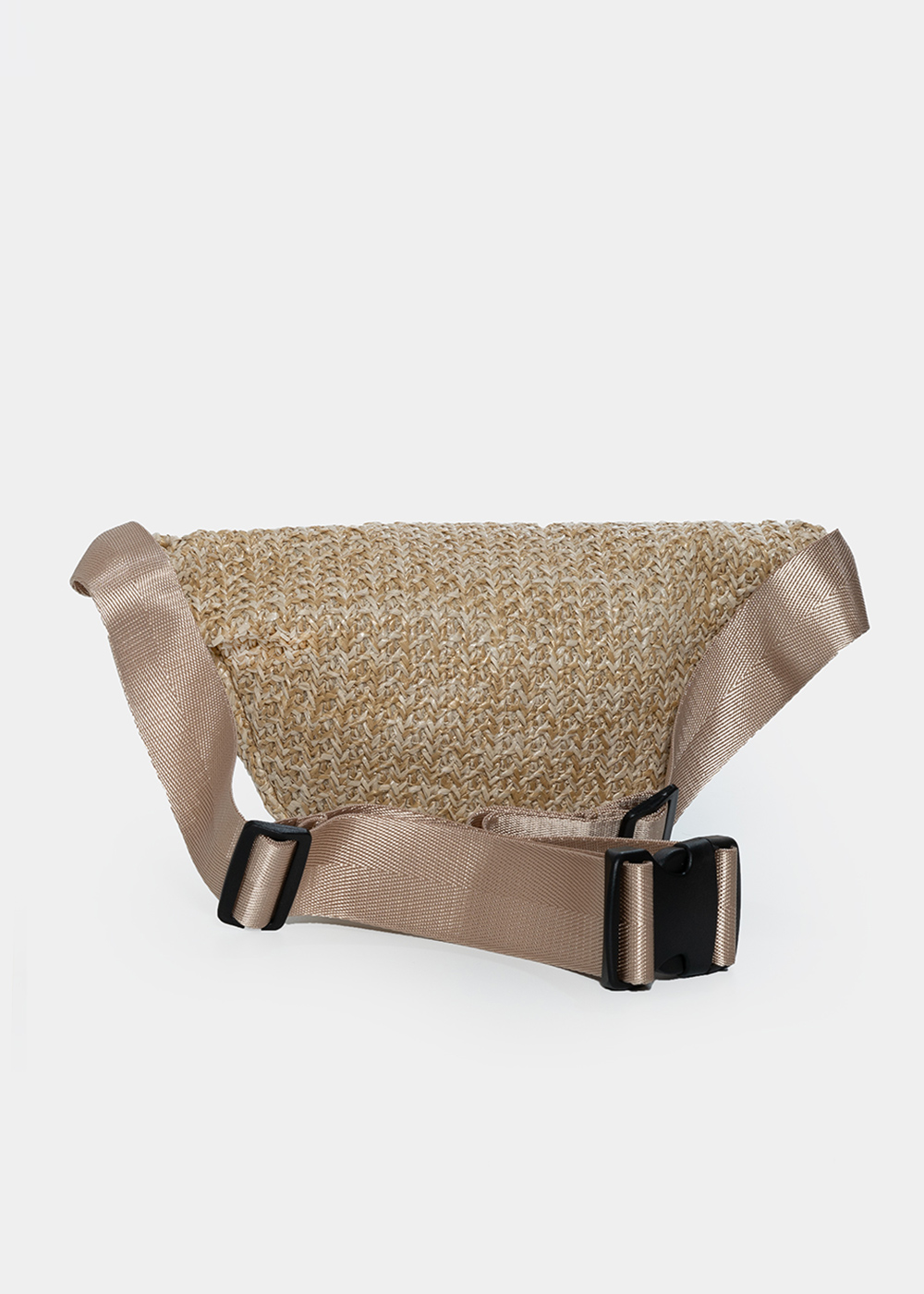 straw belt bag in beige